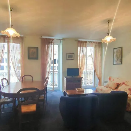 Spacieux 8 Pers. Avec Balcons, 2 Salles De Bain, Parking Gratuit - - Fr-1-234-165 Apartment *