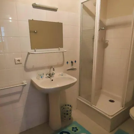Apartment Spacieux 8 Pers. Avec Balcons, 2 Salles De Bain, Parking Gratuit - - Fr-1-234-165