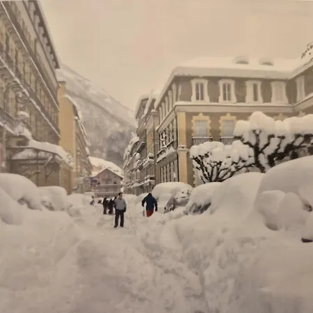 Grand 8 Pers, Centre-ville Cauterets, Balcon - Fr-1-234-165 *